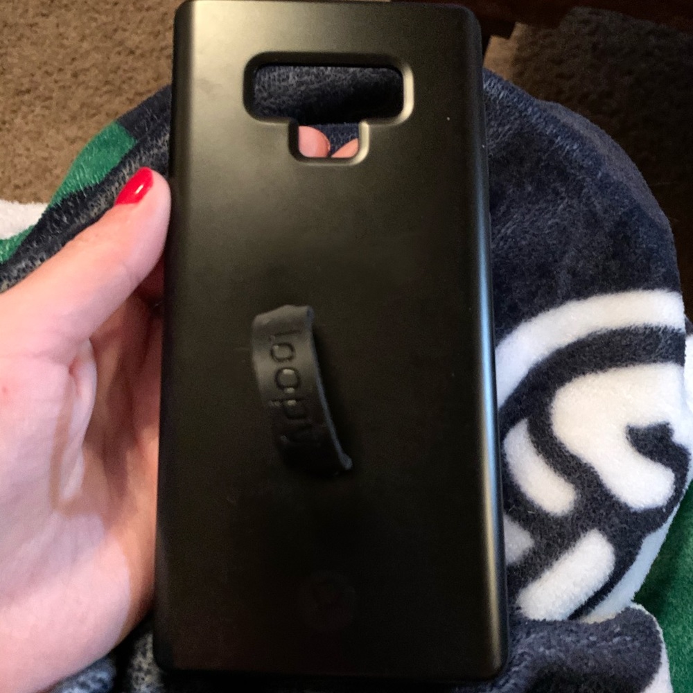 Matte black loopy phone case